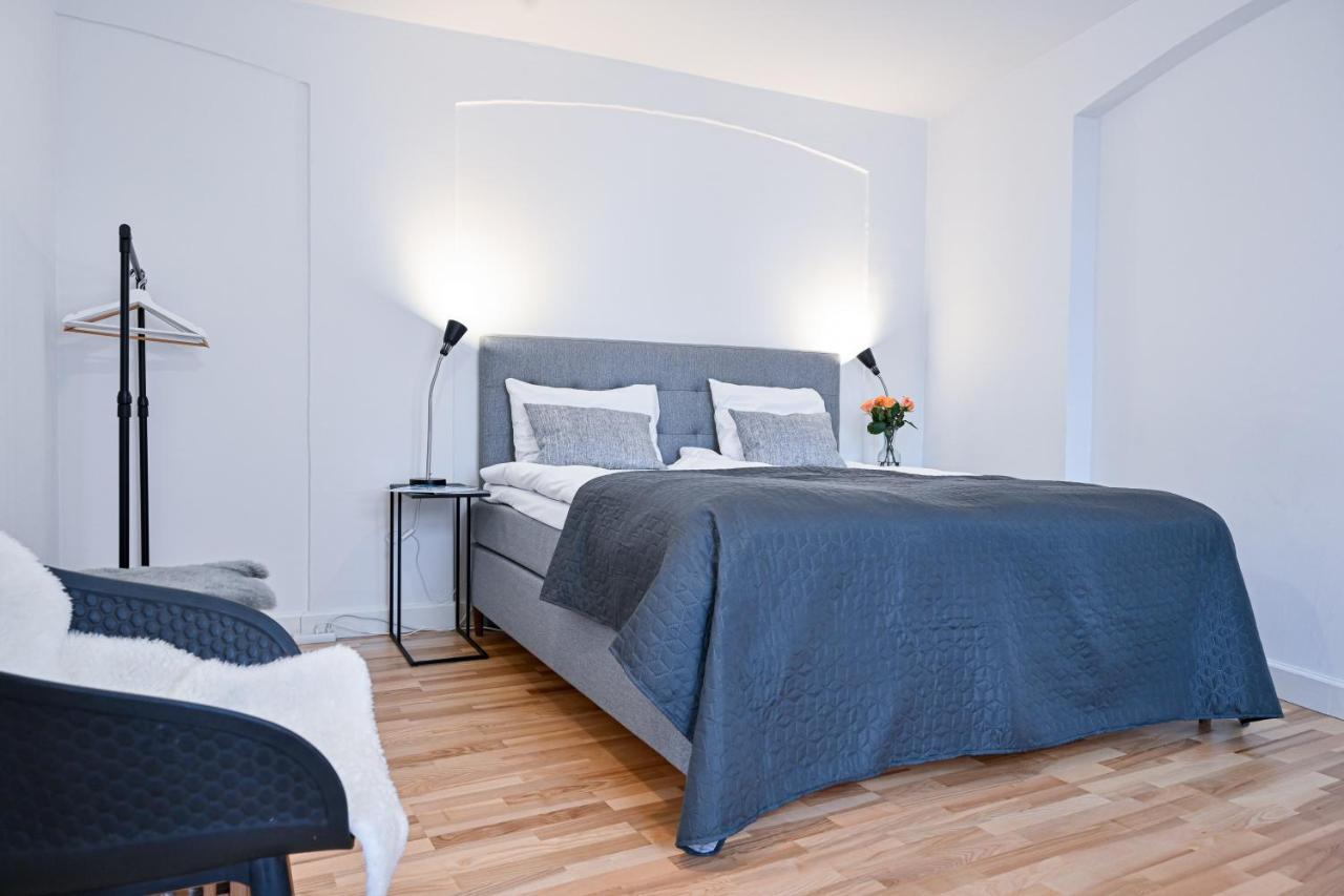 Sanders Tower - Cozy Two-bedroom In Charming Appartement *